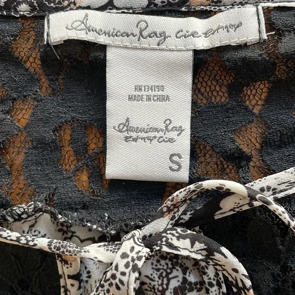 𝅺american Rag Black White Top S - Picture 6 of 6